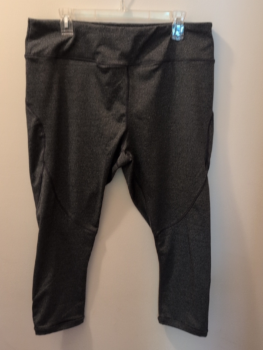 Dark Gray Active Capri Leggings